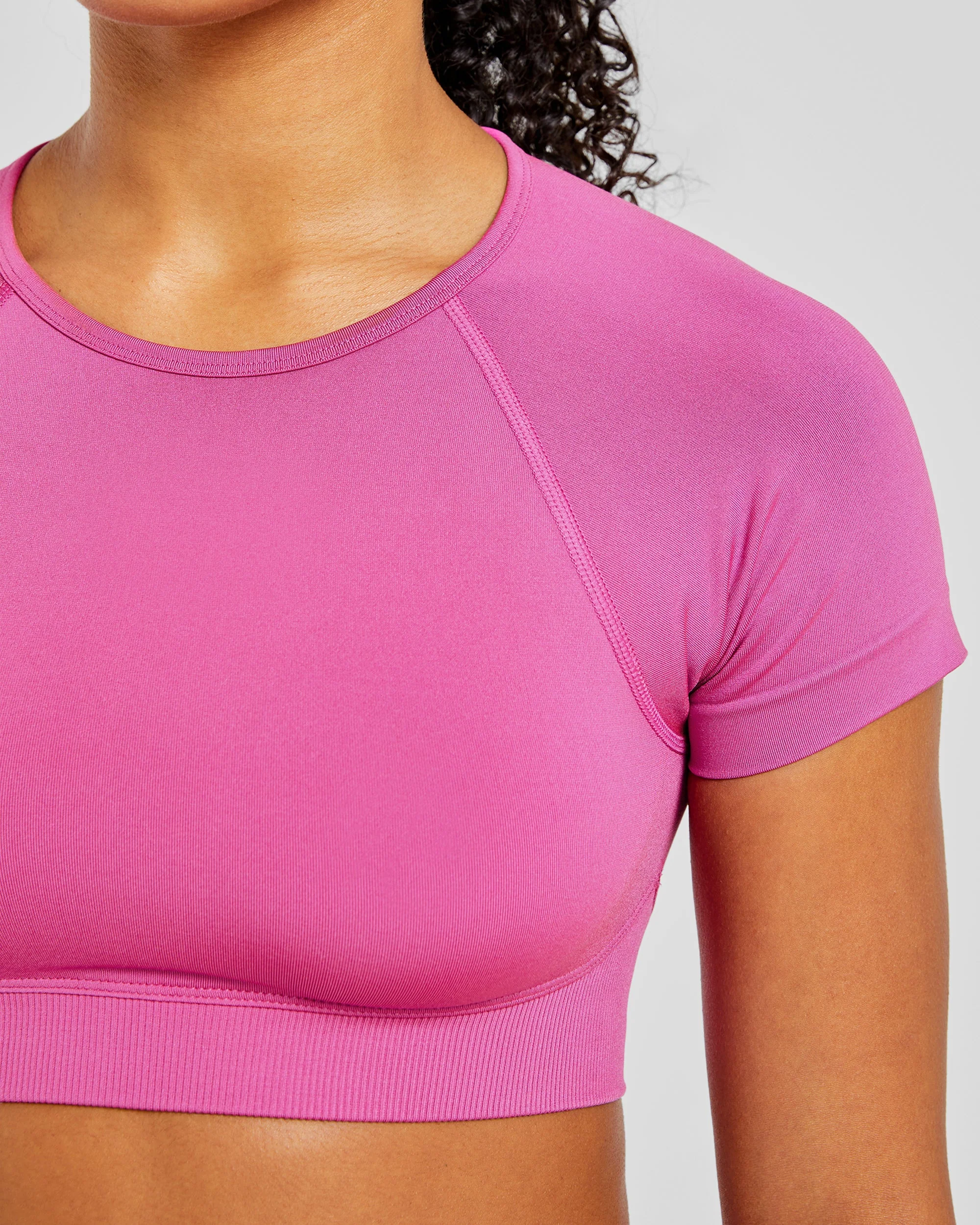 Adapt Seamless Crop Top - Pink - Image 5