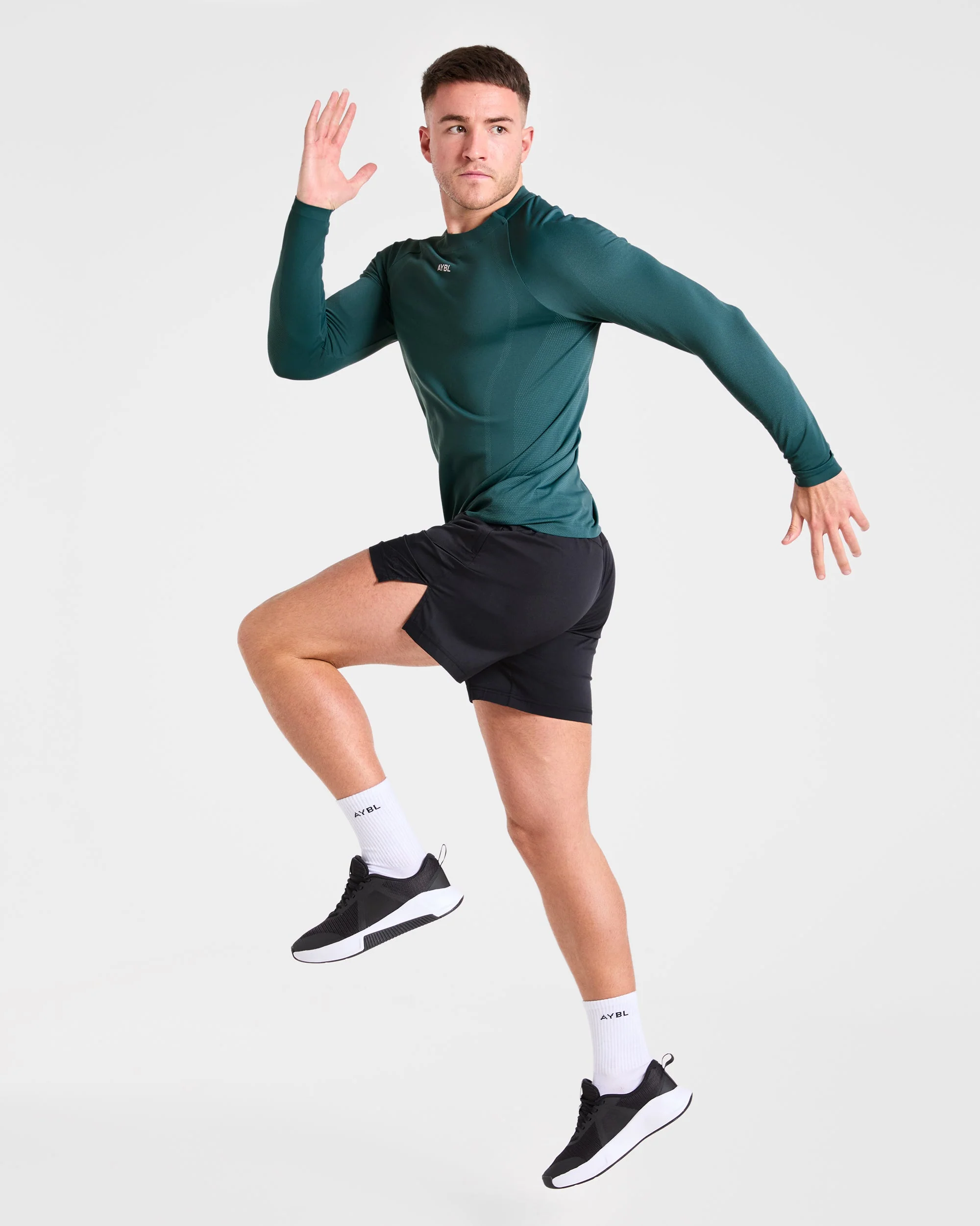 Attain Seamless Long Sleeve T Shirt - Pine Forest - Image 7