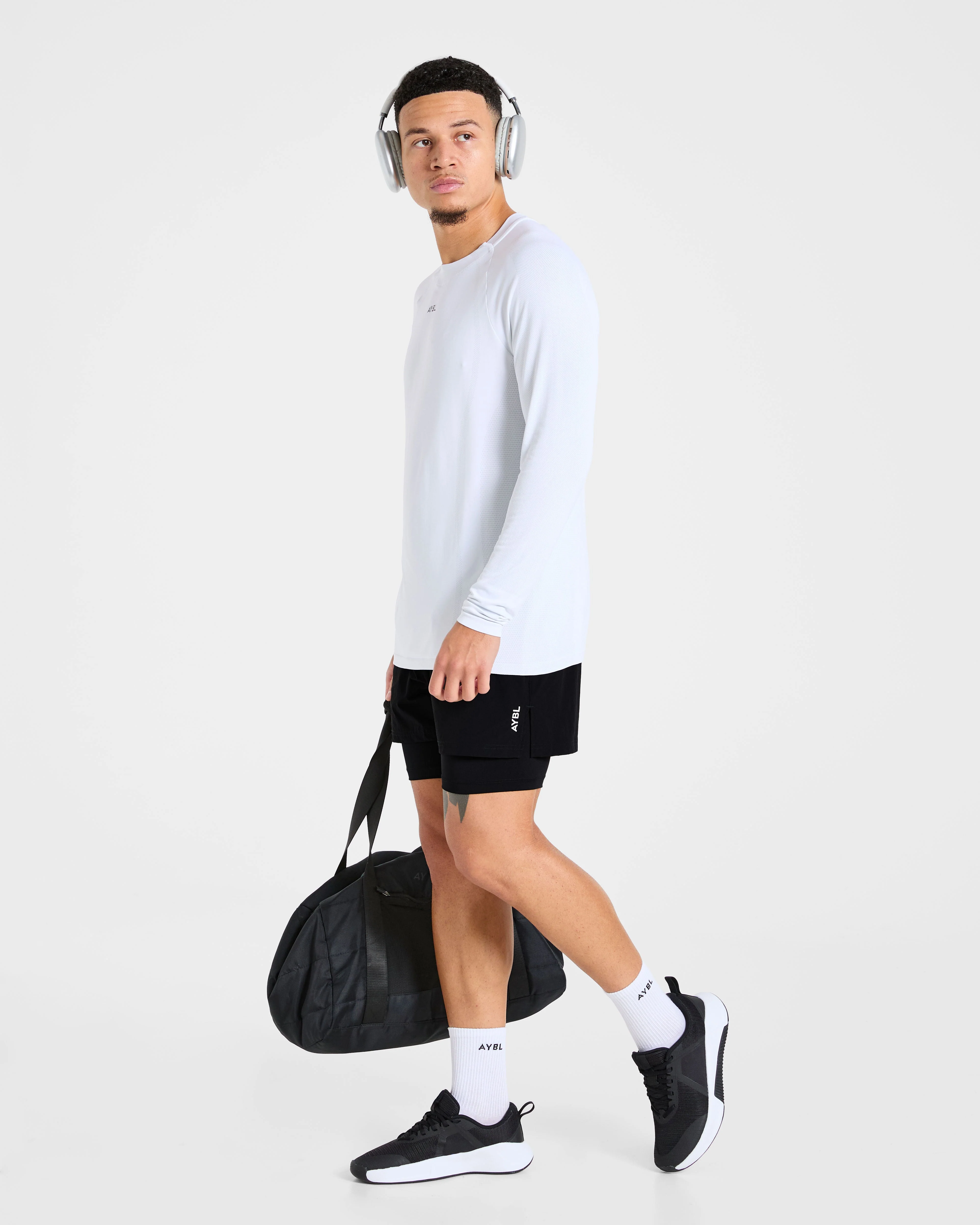 Attain Seamless Long Sleeve T Shirt - Storm White - Image 8