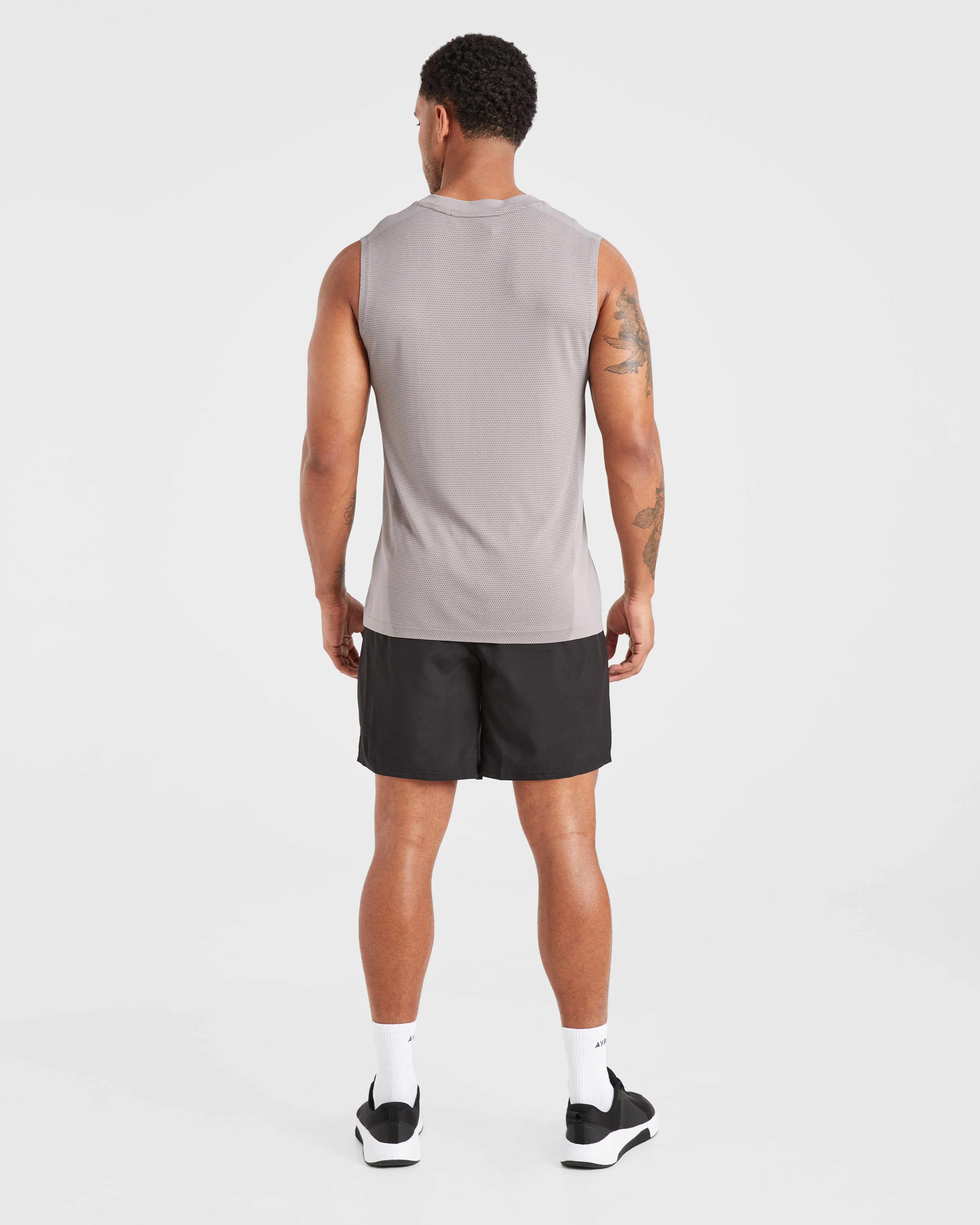 Attain Seamless Vest - Woodland Fog - Image 4
