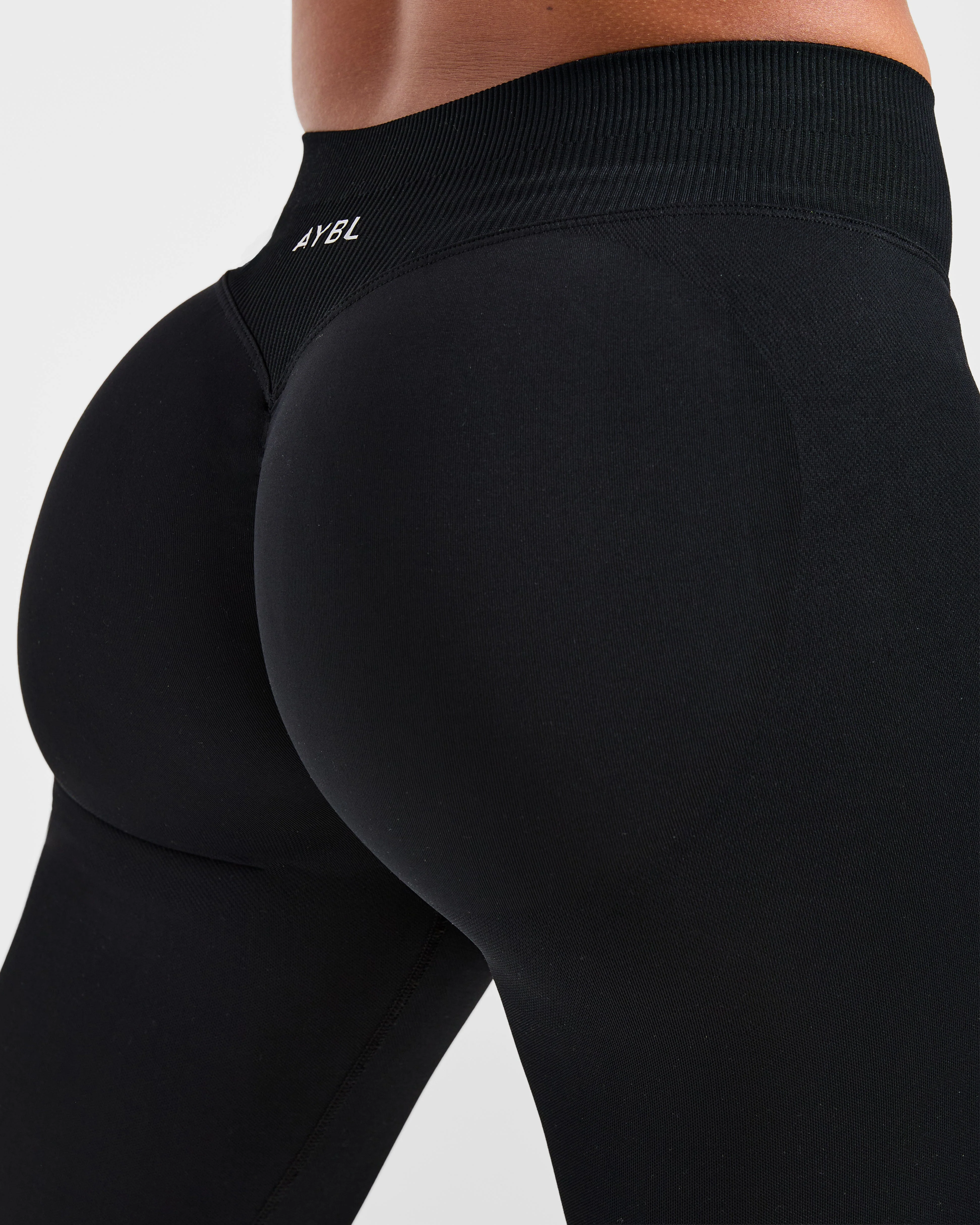 Enhance Seamless Leggings - Black - Image 6
