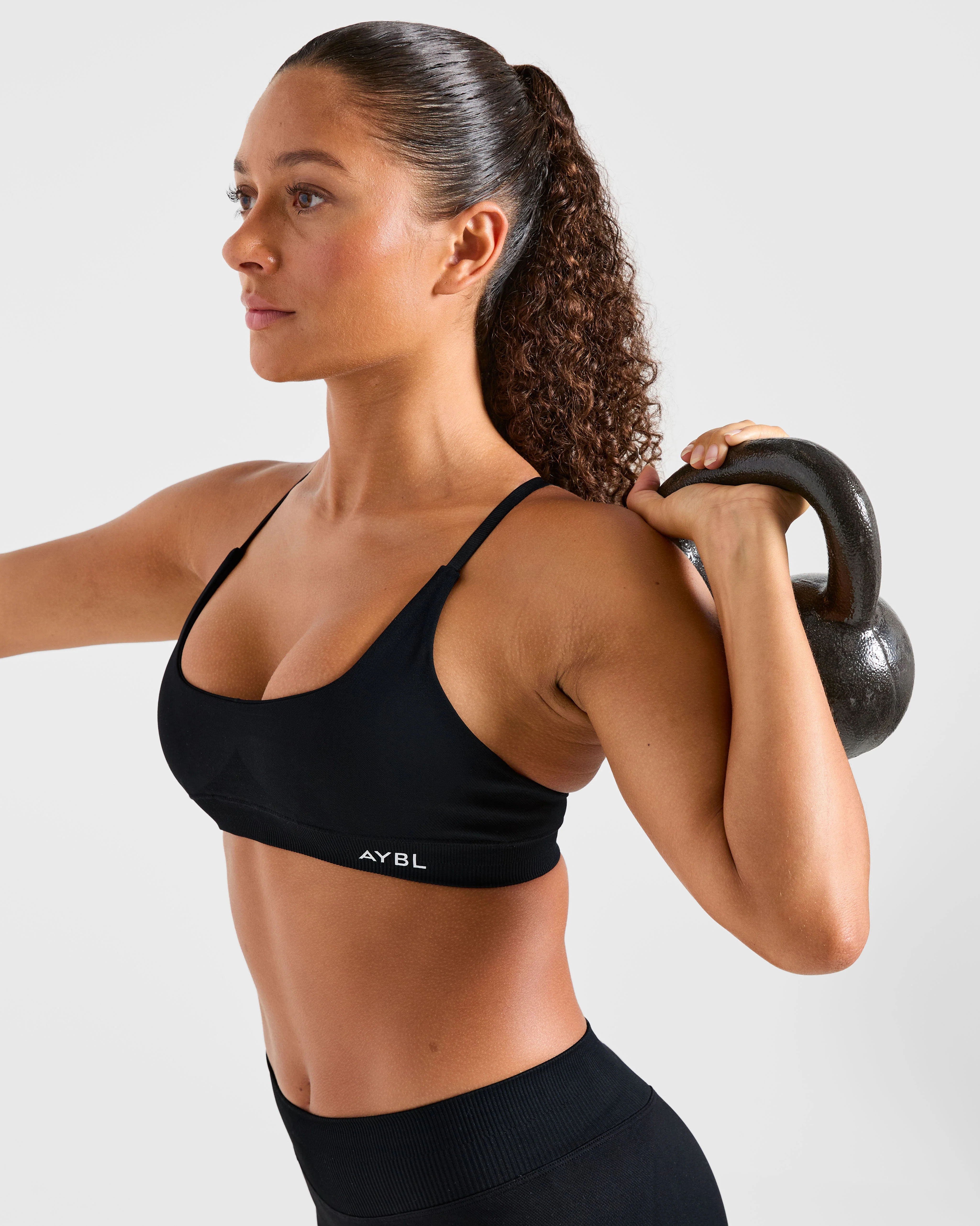 Enhance Seamless Sports Bra - Black - Image 8