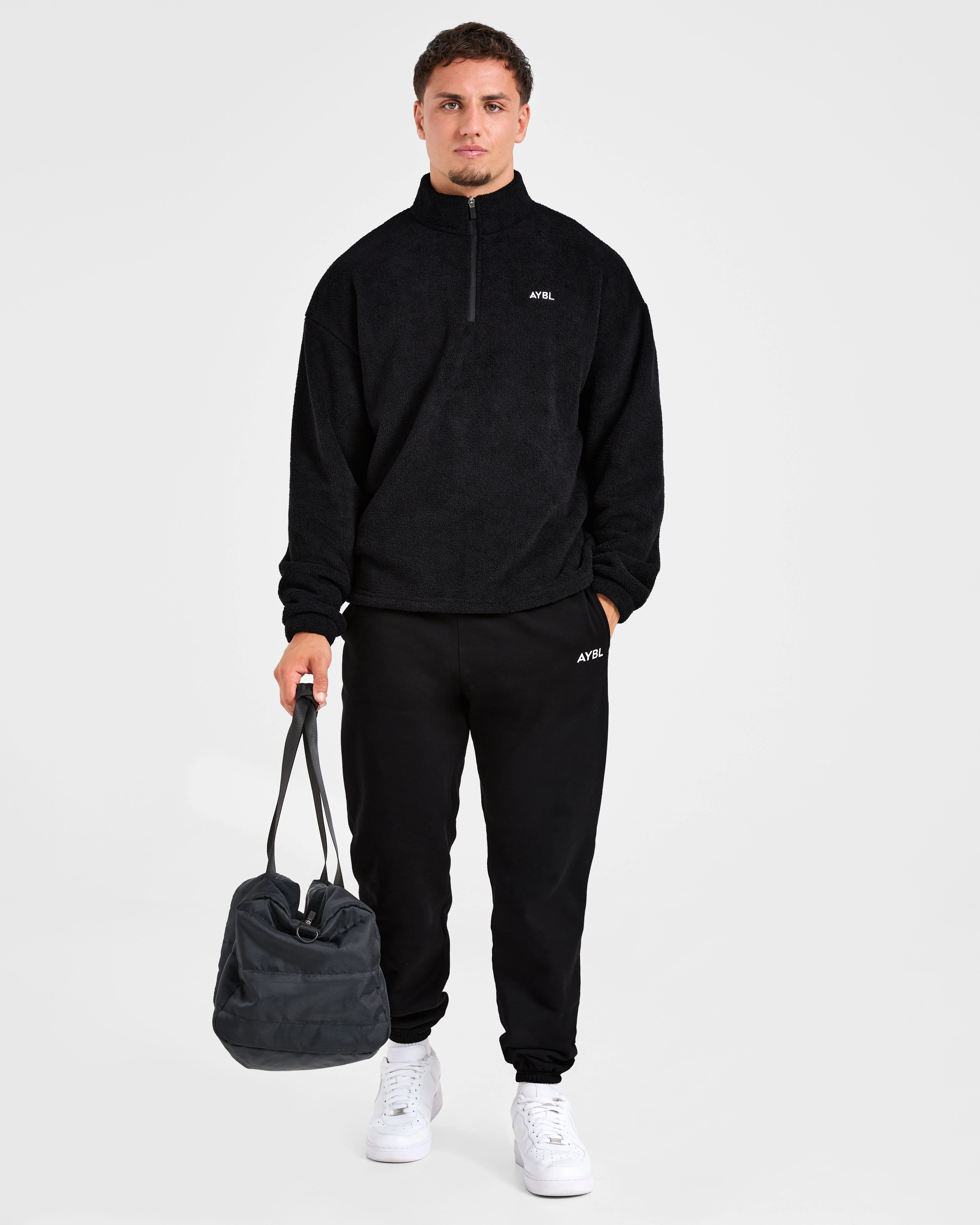 Essential 1/4 Zip Fleece - Black - Image 7