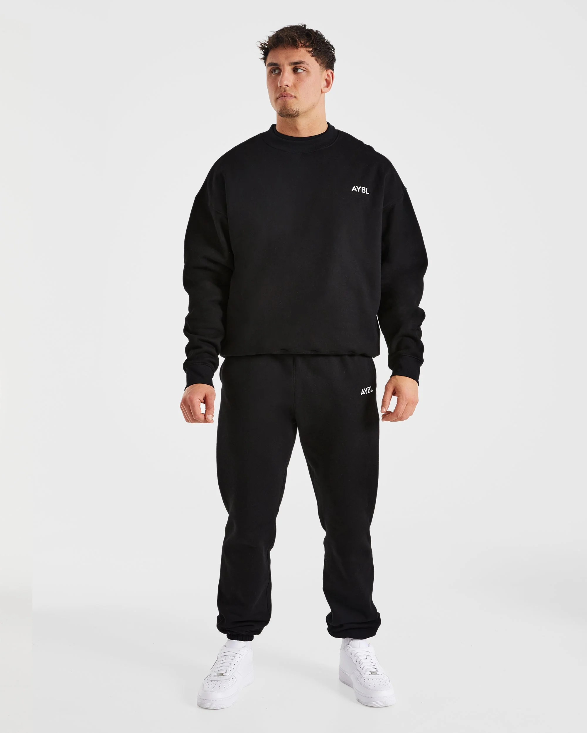 Essential Oversized Sweater - Black - Image 3