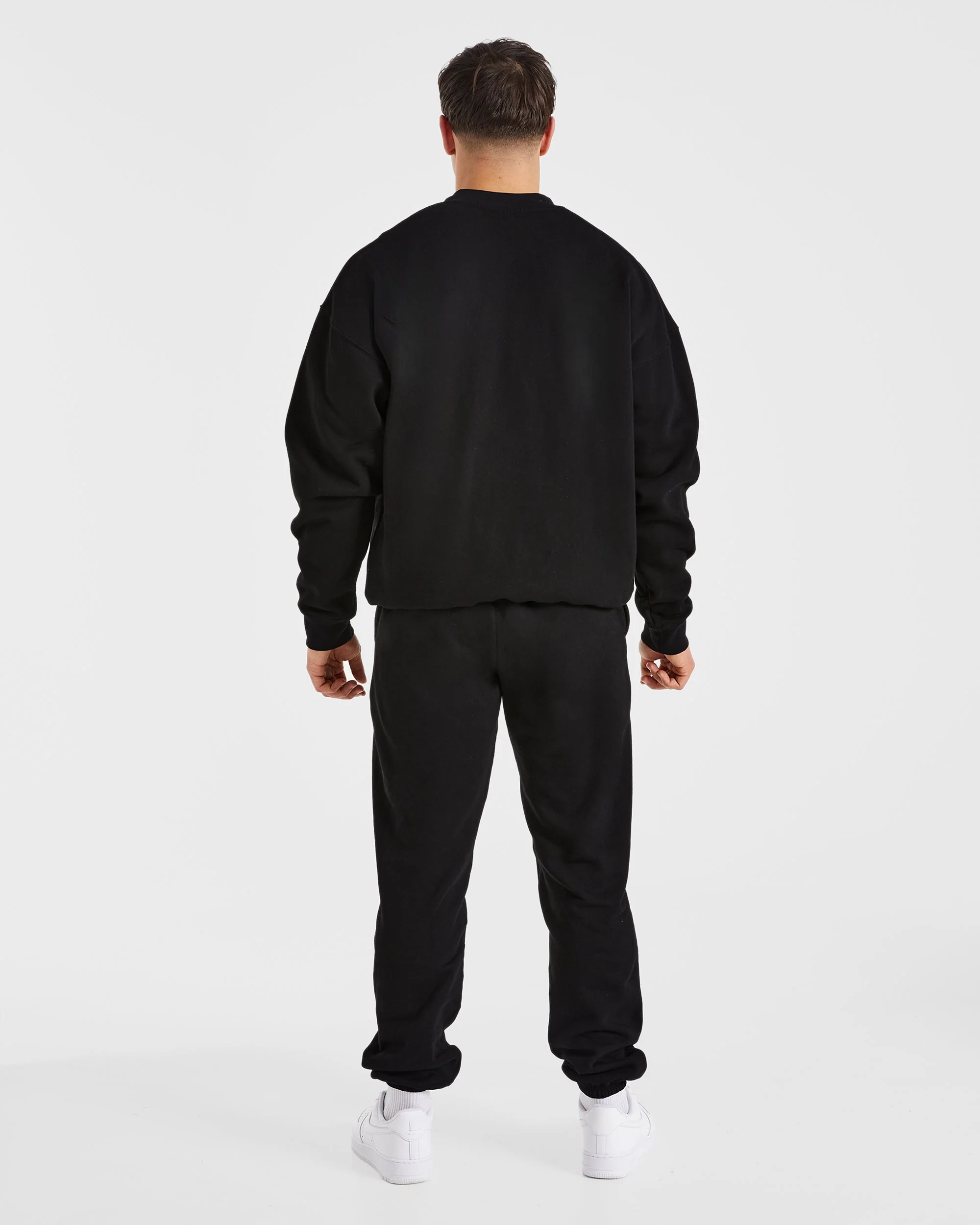 Essential Oversized Sweater - Black - Image 4