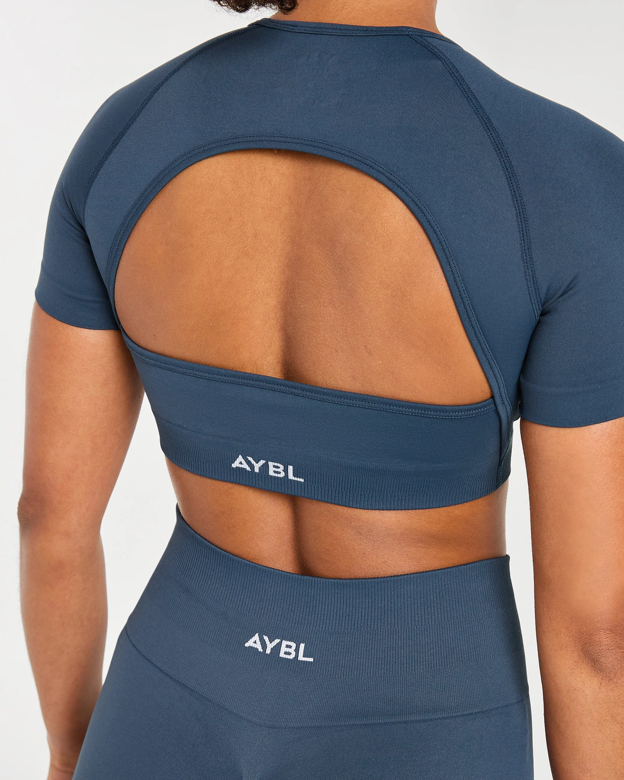 Power Seamless Crop Top - Ocean Teal - Image 5